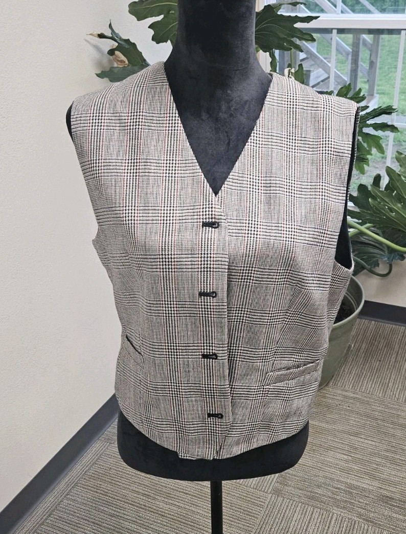 Vintage 80s Vest, Rafaella Black White and Red Plaid Wool, Size 14. Momcore.