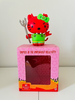 Kidrobot x Hello Kitty x Kozik   Empress of the Underworld Hello Kitty, 6 , 2010