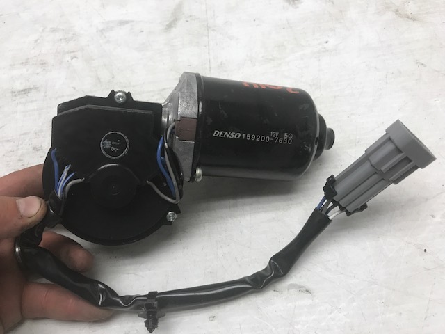 2014 FERRARI CALIFORNIA F149 OEM DENSO WINDSHIELD WIPER MOTOR 09-14