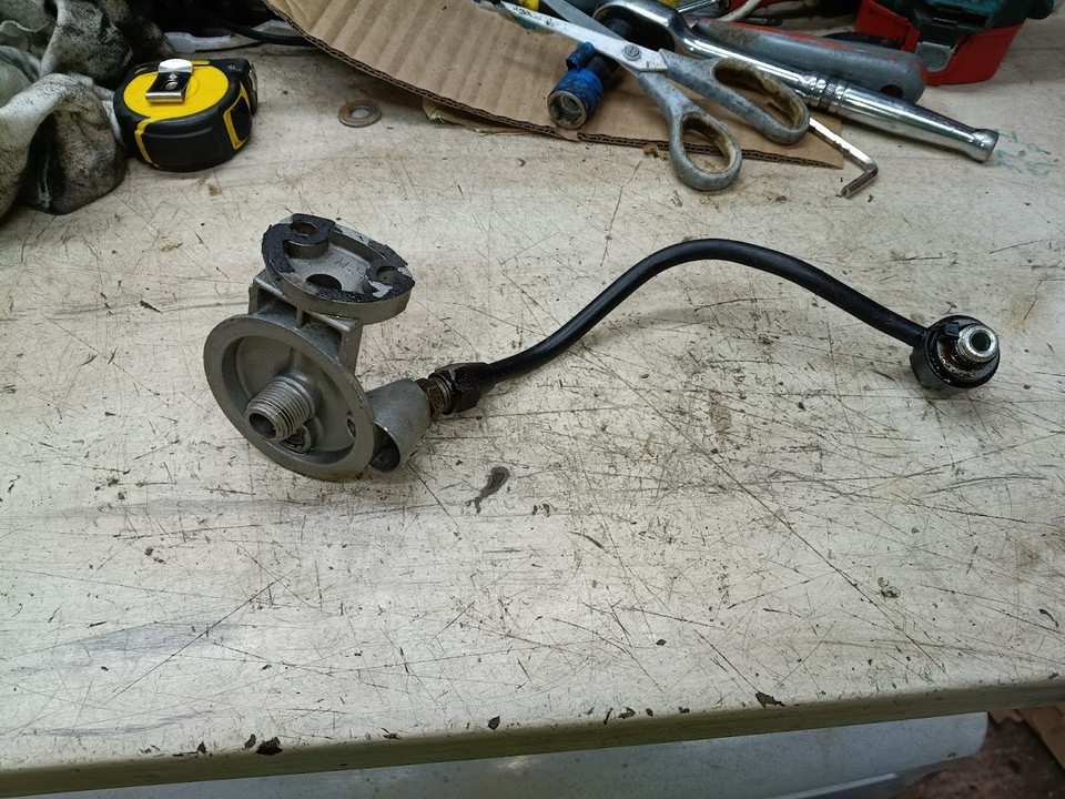 Classic Austin Rover Mini Engine Oil Filter Housing 1990 1275 Carb ...