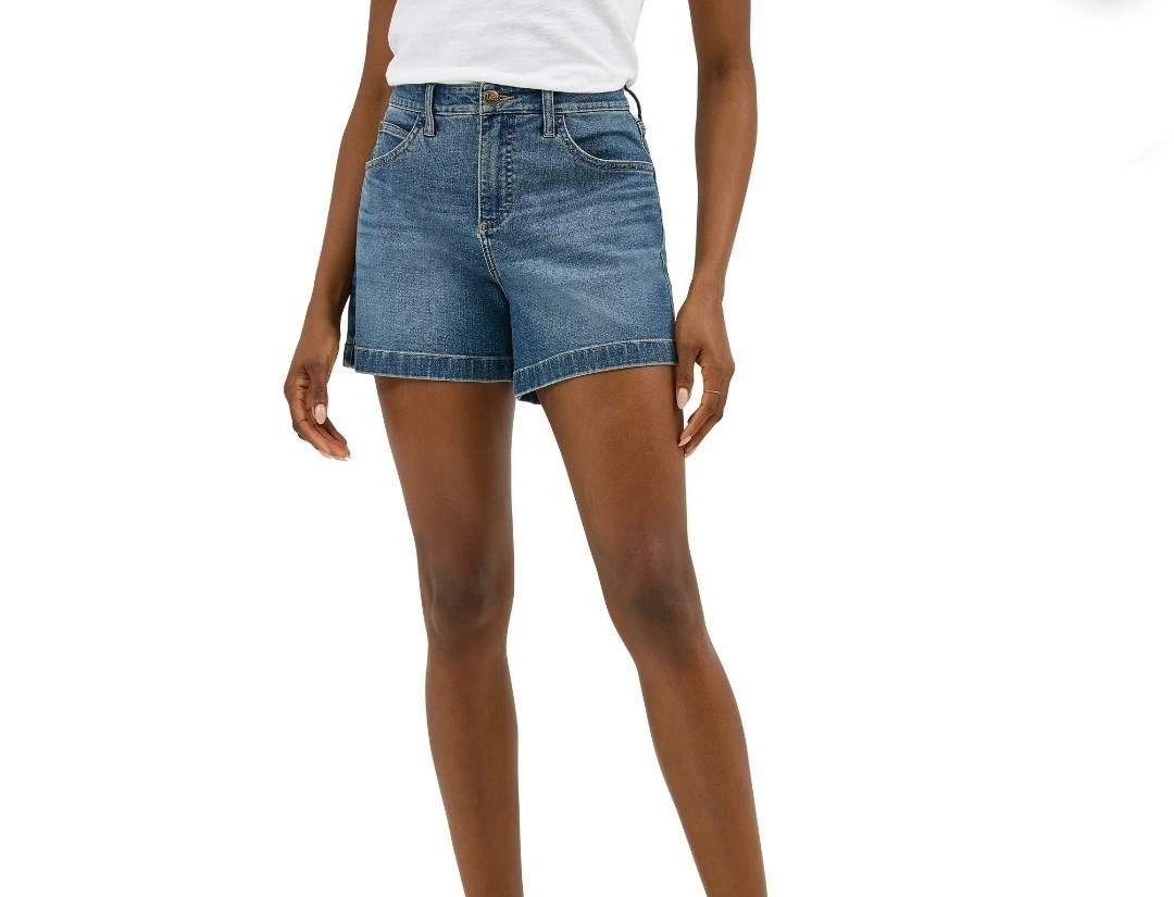 Lee Women's A-Line Short Size 20 Regular Fit High Rise Medium Wash Blue NEW