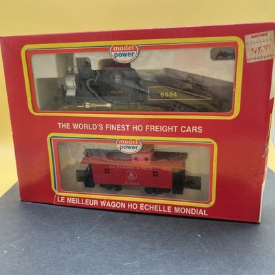 Very Nice Model Power Locomotive #6634 And Baltimore Ohio Train Set MIB!