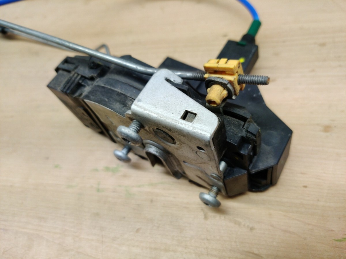 03-11 SAAB 9-3 FRONT RIGHT PASSENGER SIDE DOOR LOCK ACTUATOR LATCH