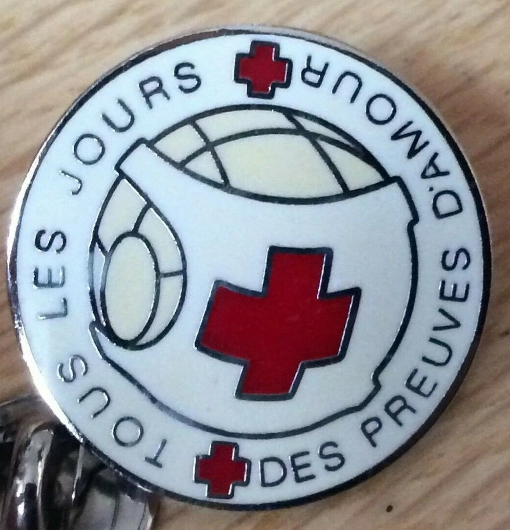 INSIGNE MILITAIRE TRAIN :  529°G.t. Croix Orange  1 Epingle Collee