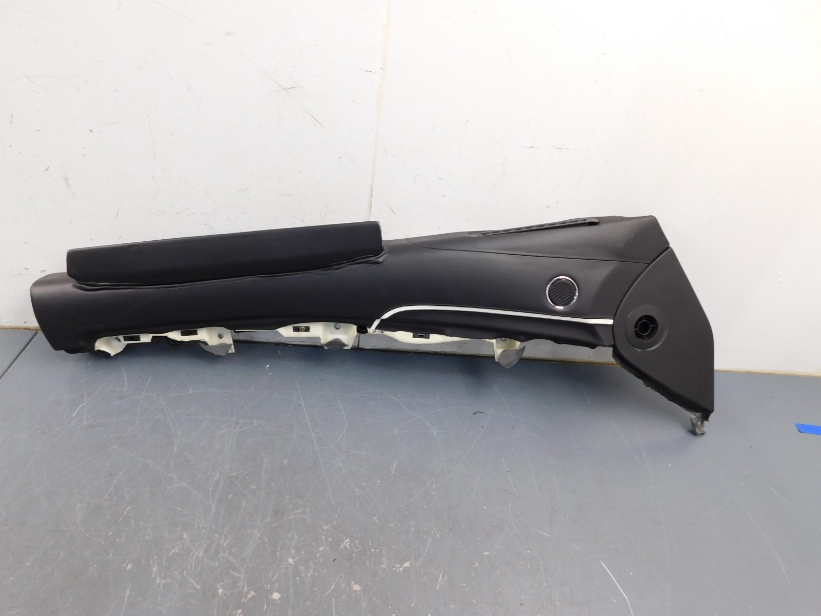 2015 11 12 13 14 16 Ferrari FF Left Driver Door Upper Panel - Damage #7170 J1
