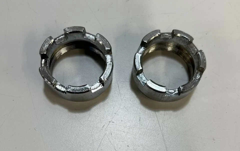 Par de guardianes de brida de escape Yamaha NOS RD60 RD85 RD125 RD200 YG YCS Foto 2 de 4