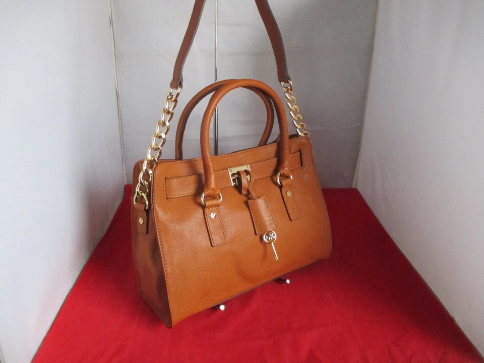 Bolso de Hombro Michael Kors Hamilton Mediano E/W Cuero $298 Equipaje #010 Foto 3 de 4
