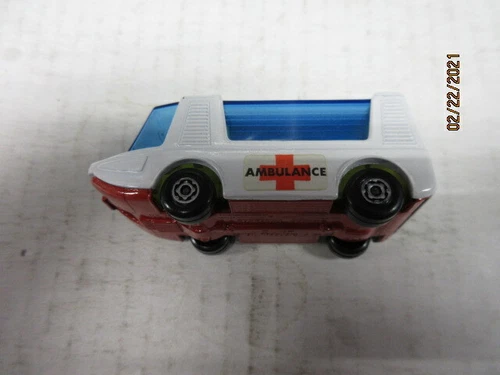 VINTAGE MATCHBOX STRETCHA FETCHA AMBULANCE LOOSE