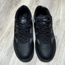 KR STRIKEFORCE EPIC BOWLING SHOES size 9