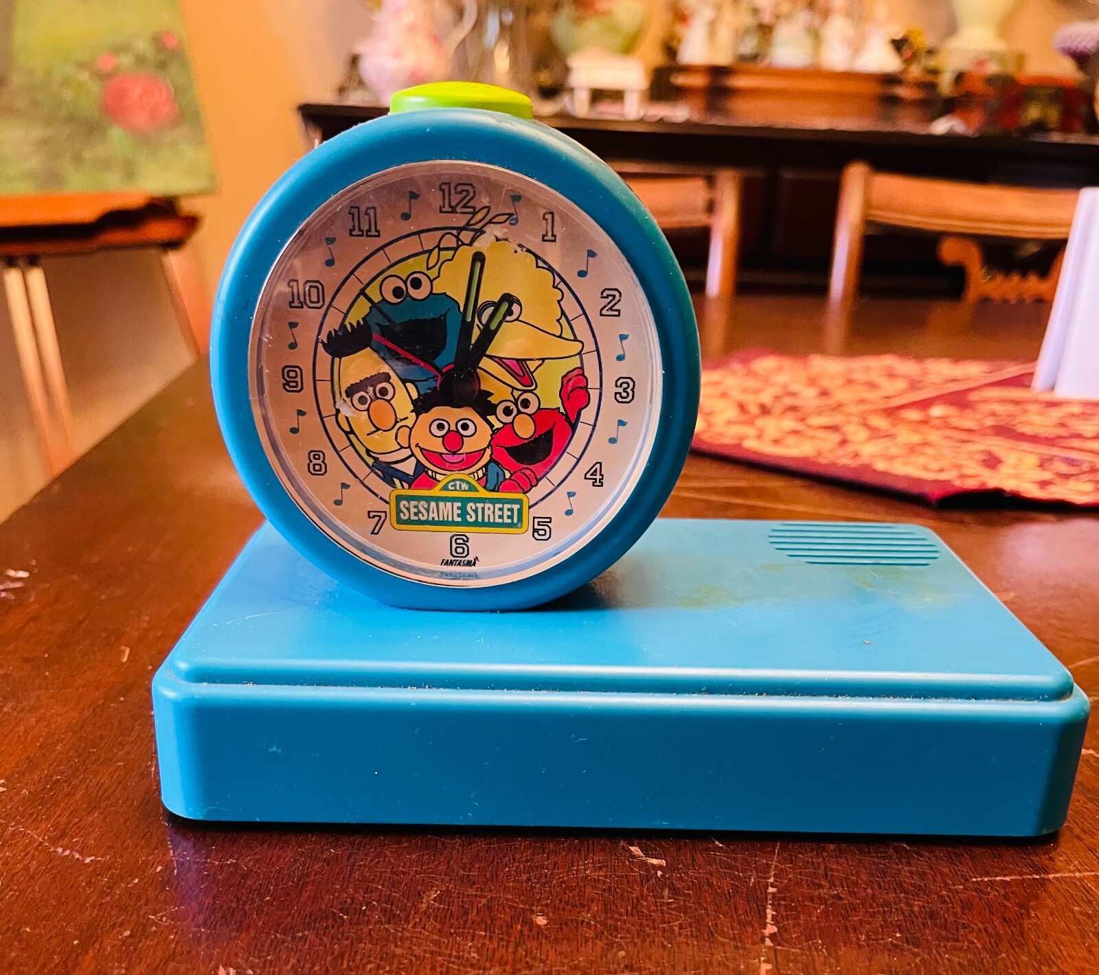 Working W/ Sesame Street Characters Help Child To Tell Time Alarm