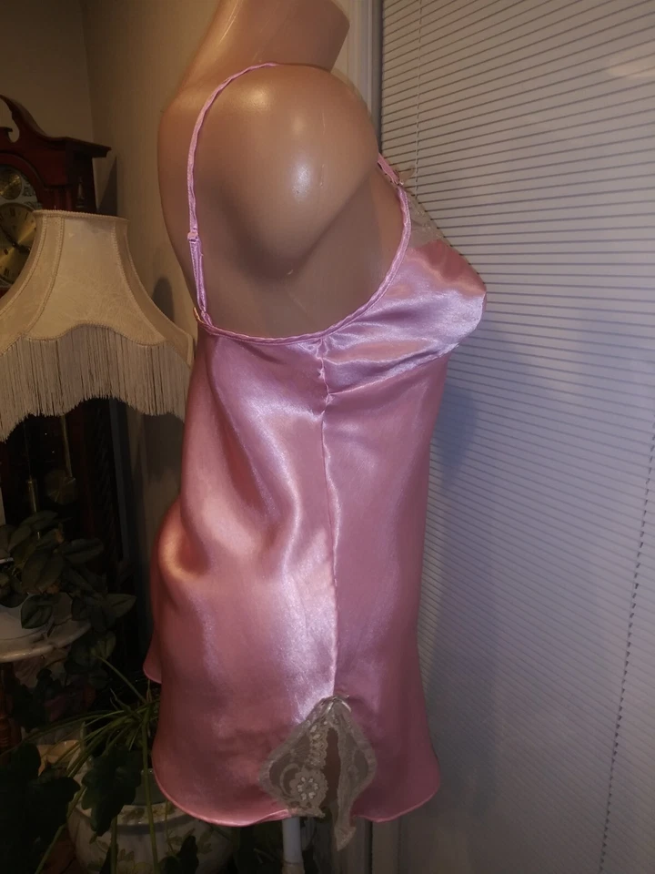 Camisón rosa brillante satinado muñeca bebé muñeca camisón líquido maricón lencería Y2K Foto 4 de 4