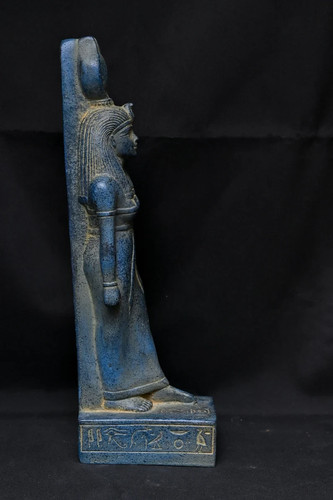 Rare Ancient Egyptian Antiquities Isis Statue Goddess Of Love Egyptian Figure BC - Picture 2 of 7
