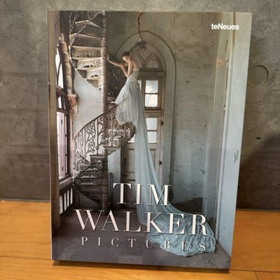 Tim Walker Pictures teNeues 2016 2nd printing Hardcover Pre-owned Japan RARE