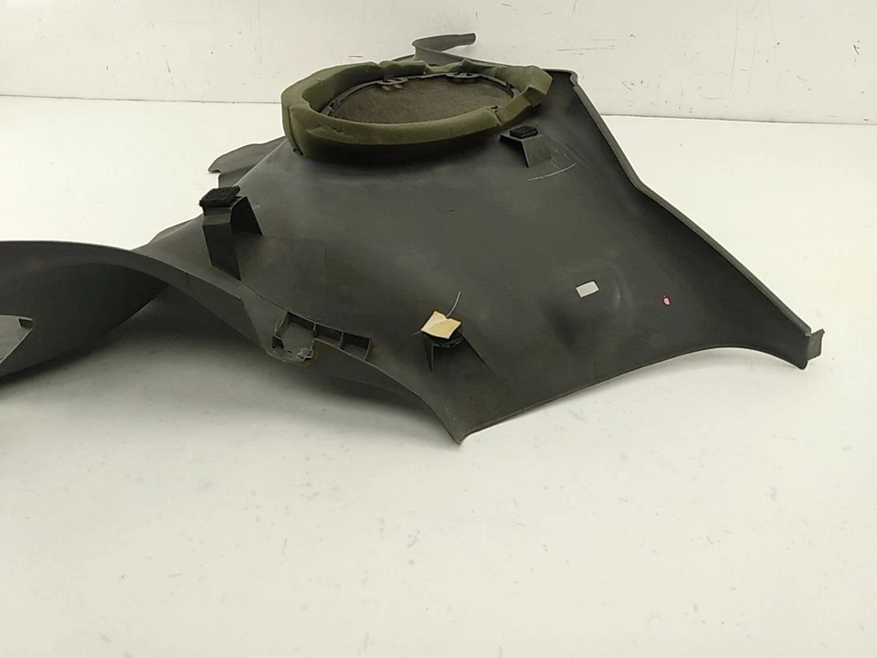 Tapicería de cuarto trasero izquierdo gris para conductor Chevrolet Camaro 1993-2002 93 94 95 Foto 4 de 4