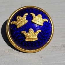 C. C. SPORRONG & Co. DEEP BLUE GUILLOCHE THREE CROWN PIN