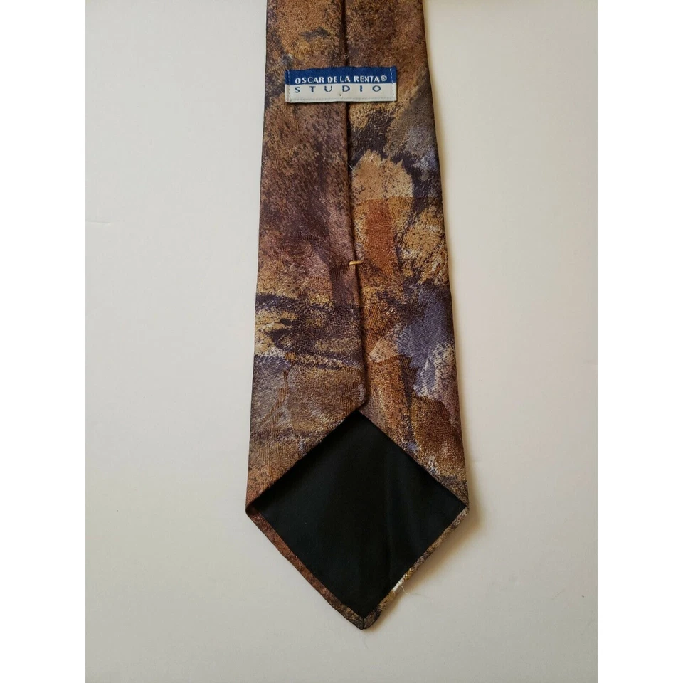 Oscar de la Renta Studio Designer Men's Neck Tie Tan Bronze Silk Made in USA - Image 4 of 4