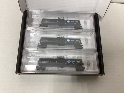 Micro Trains #983 00 241 N scale ''ADM  tanker 3 car pack