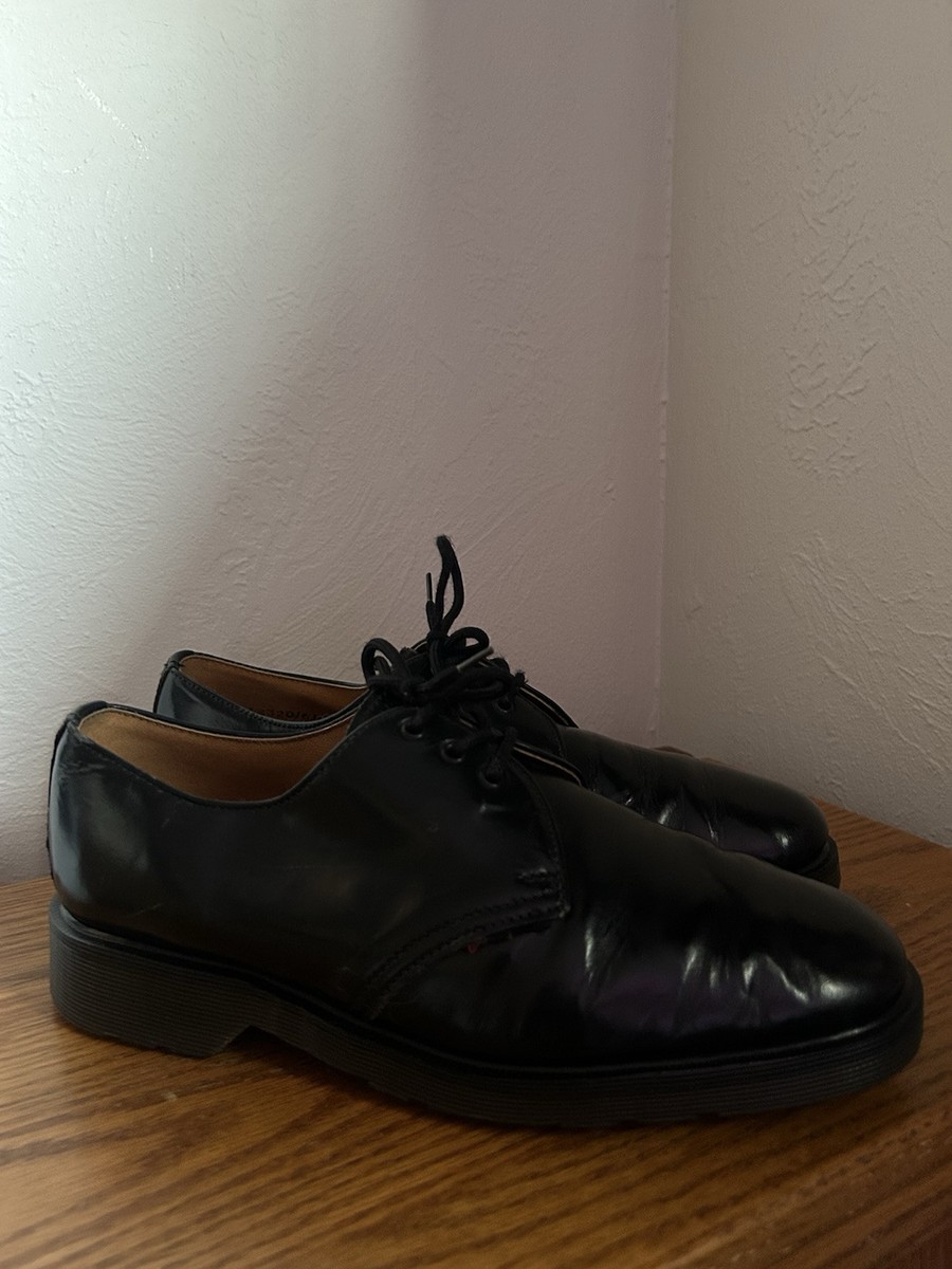 DrMartens Made In England 1990 30th Anniversary Royal Mail  display picture 3