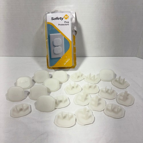 Safety 1st Plug Protectors White Outlet Covers Baby Proof Electric Guard 21 pc