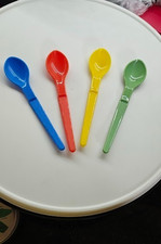Tupperware SET OF 4 CHILD BABY DIP FEEDING SP...