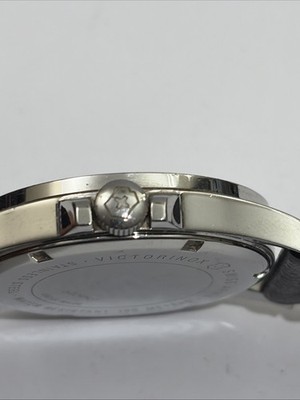 Victorinox Swiss Army Infantry Mens Watch 38mm Silver Tone Date