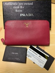 prada wallet original