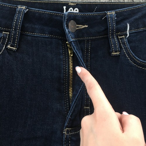 Lee Riders Mid Rise Bootcut Jeans Women 8P (actual 32x28.5) Blue Dark Wash Denim - Picture 3 of 19