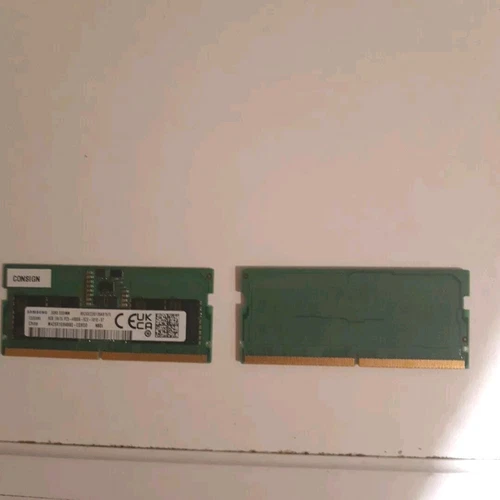 Samsung, SODIMM Ram Geheugen DDR5-4800Mhz, Nieuwstaat, Amper 2 maanden oud!