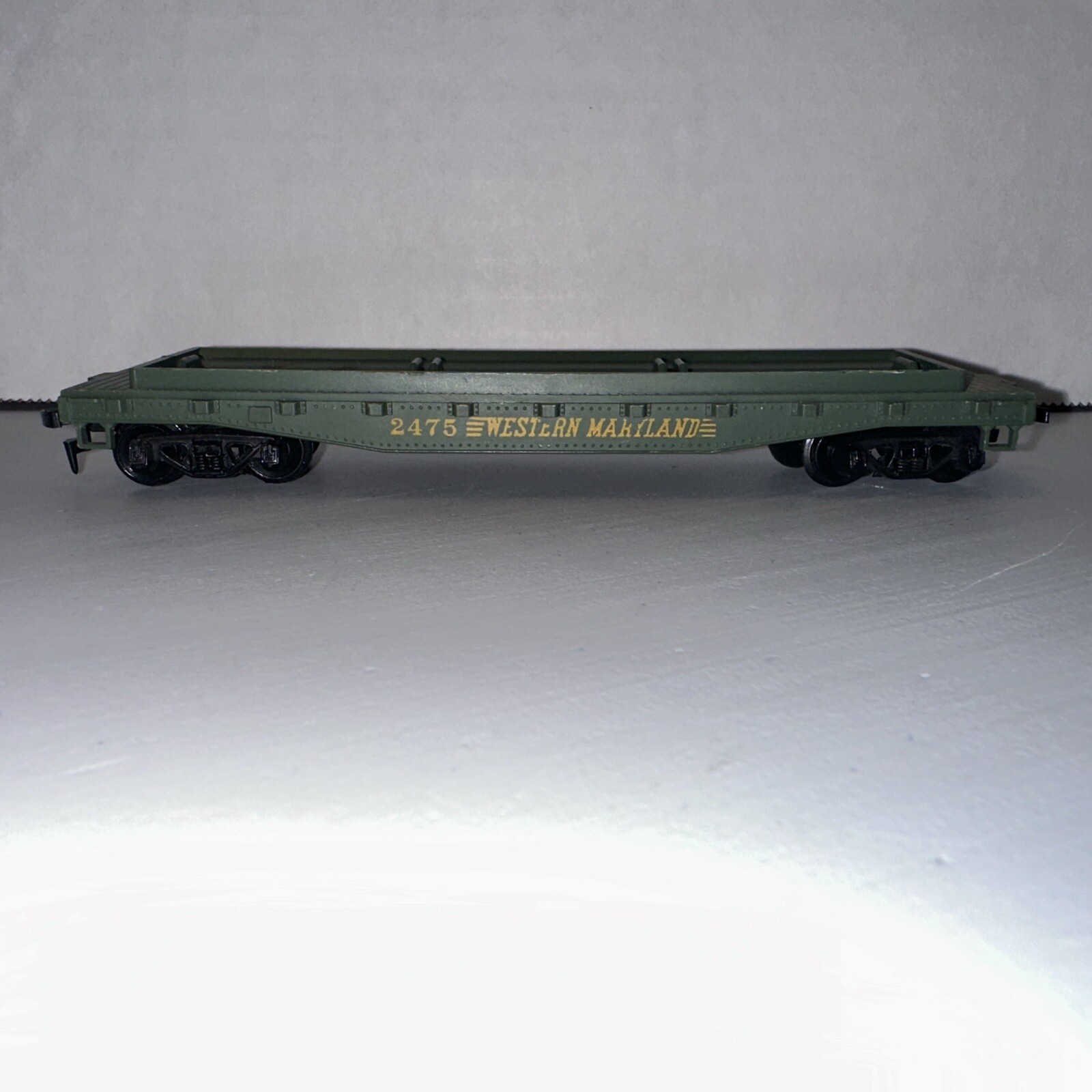 HO Scale, TYCO, 2475 WESTERN MARYLAND, Green, Sectioned, Flat Bed Rail Car