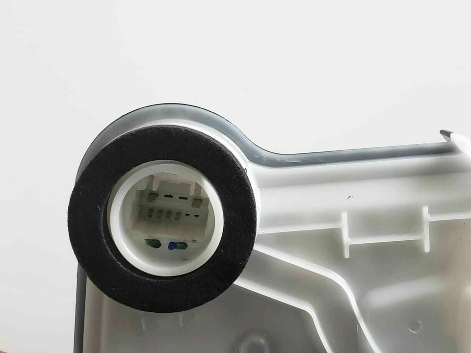 GARANTÍA DE POR VIDA - Toyota OEM PIEZA 69040-02440 - Actuador de bloqueo de puerta delantero izquierdo Foto 4 de 4