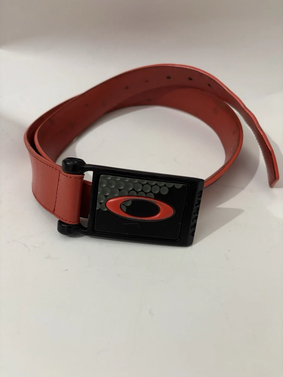 OAKLEY 編み込みブラックベルト Oakley Skull Belt 16.1 - Blackout | Oakley® 日本