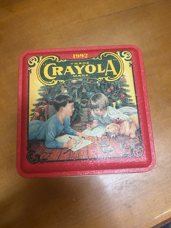 Crayola Limited Edition 1992 (brand New) 