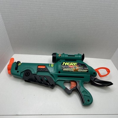 Vintage 1998 NERF Hyper Sight Expanding Blast Dart Gun. No Darts