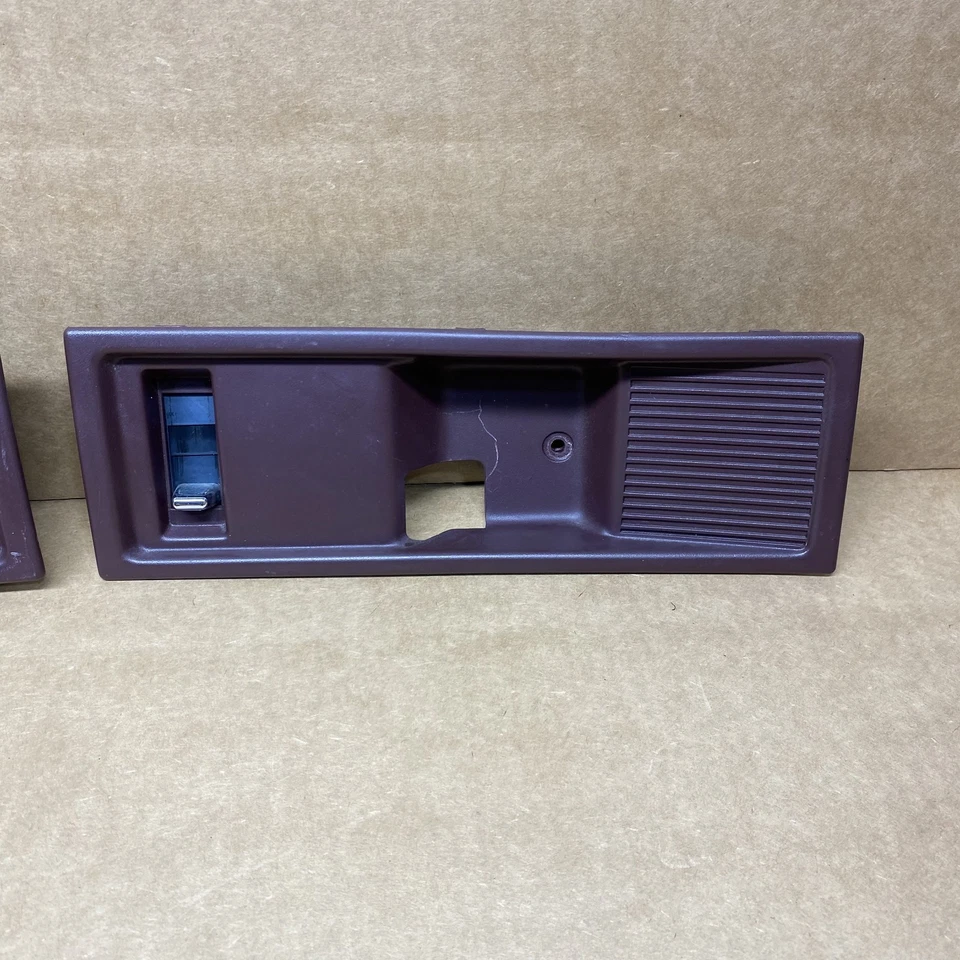 1994 - 1996 年别克 Roadmaster 栗色门板插入 2 件套后背 2 件 — 第 2/4 张图片