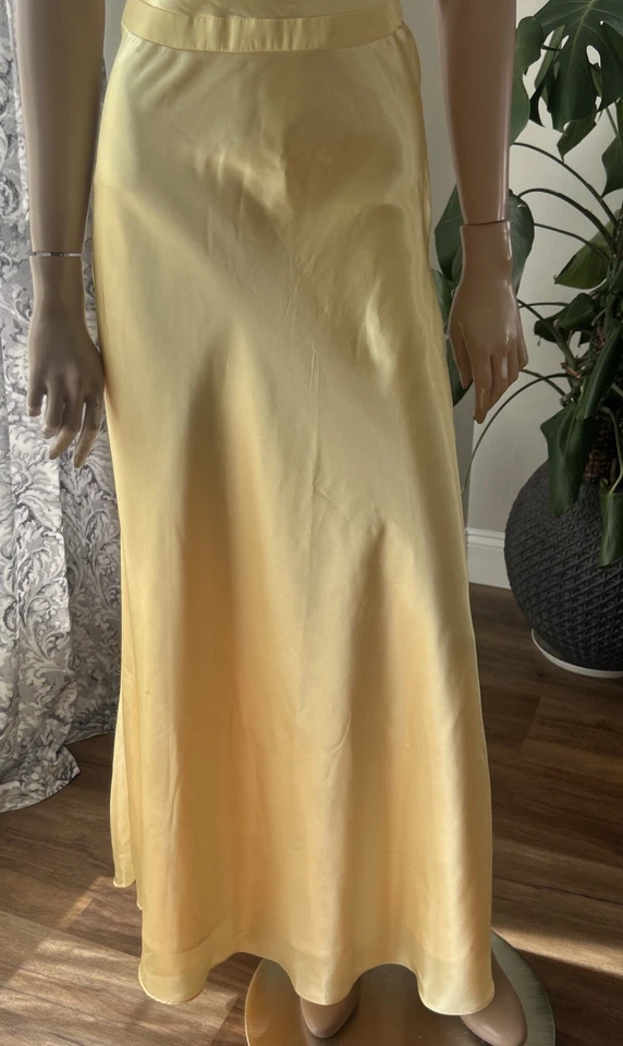 Faviana 11052 Andie Anderson Yellow Silky Open Back Evening Rom-Com Dress Y2K - Image 4 of 4