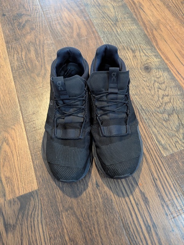 On Cloudnova Mens 13 Triple Black Running Sneakers Shoes 26.99822