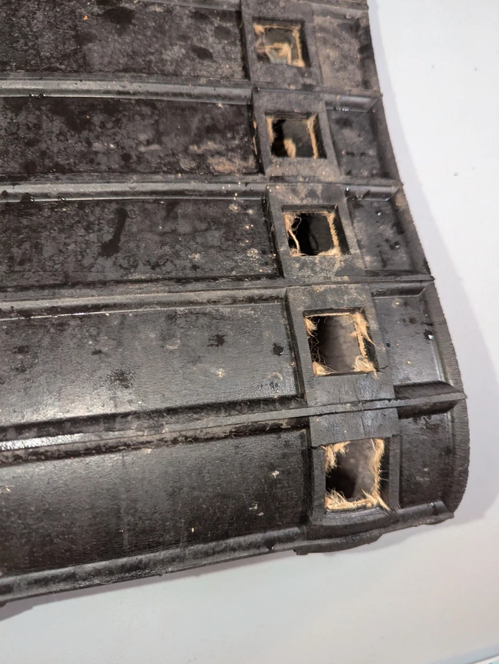 Vintage Arctic Cat Snowmobile Track 0301-035 1972 Kitty Cat - Image 4 of 4