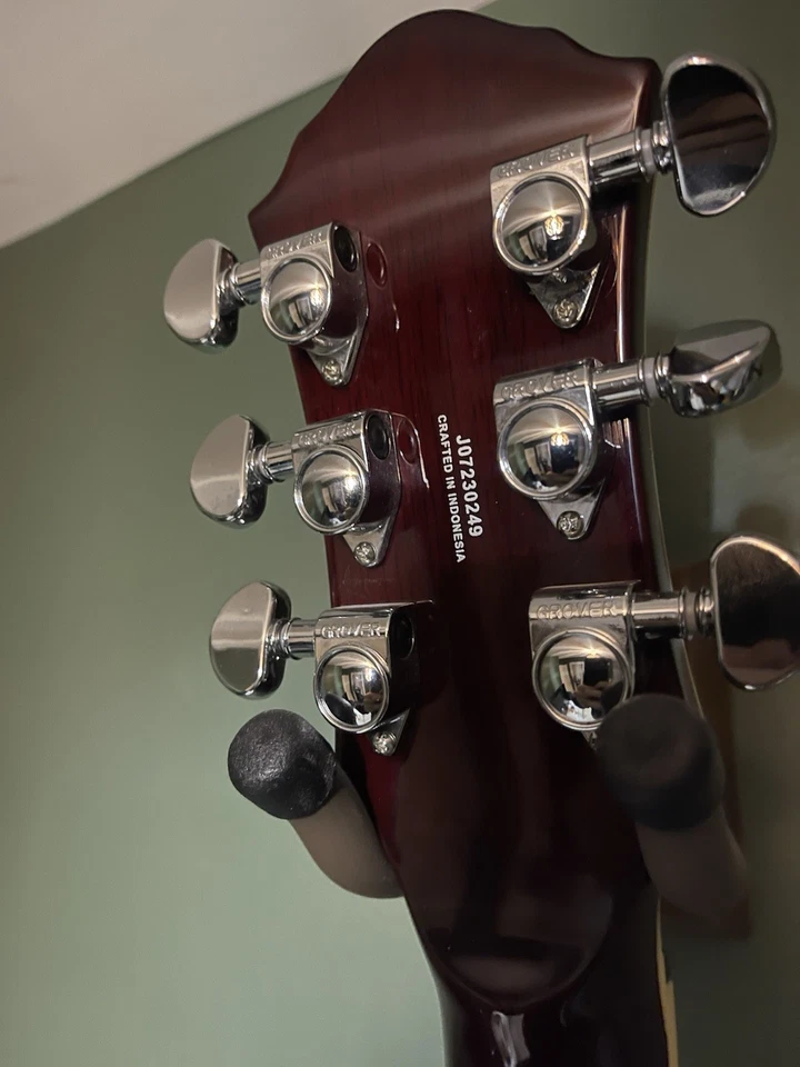 Guitarra Michael Kelly Patriot Decree Coral (Ligeramente Usada) Foto 3 de 4