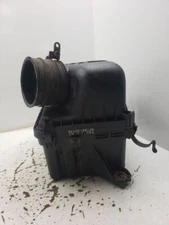 Used Air Cleaner Assembly fits: 2005 Hyundai Tucson 2.0 Grade A