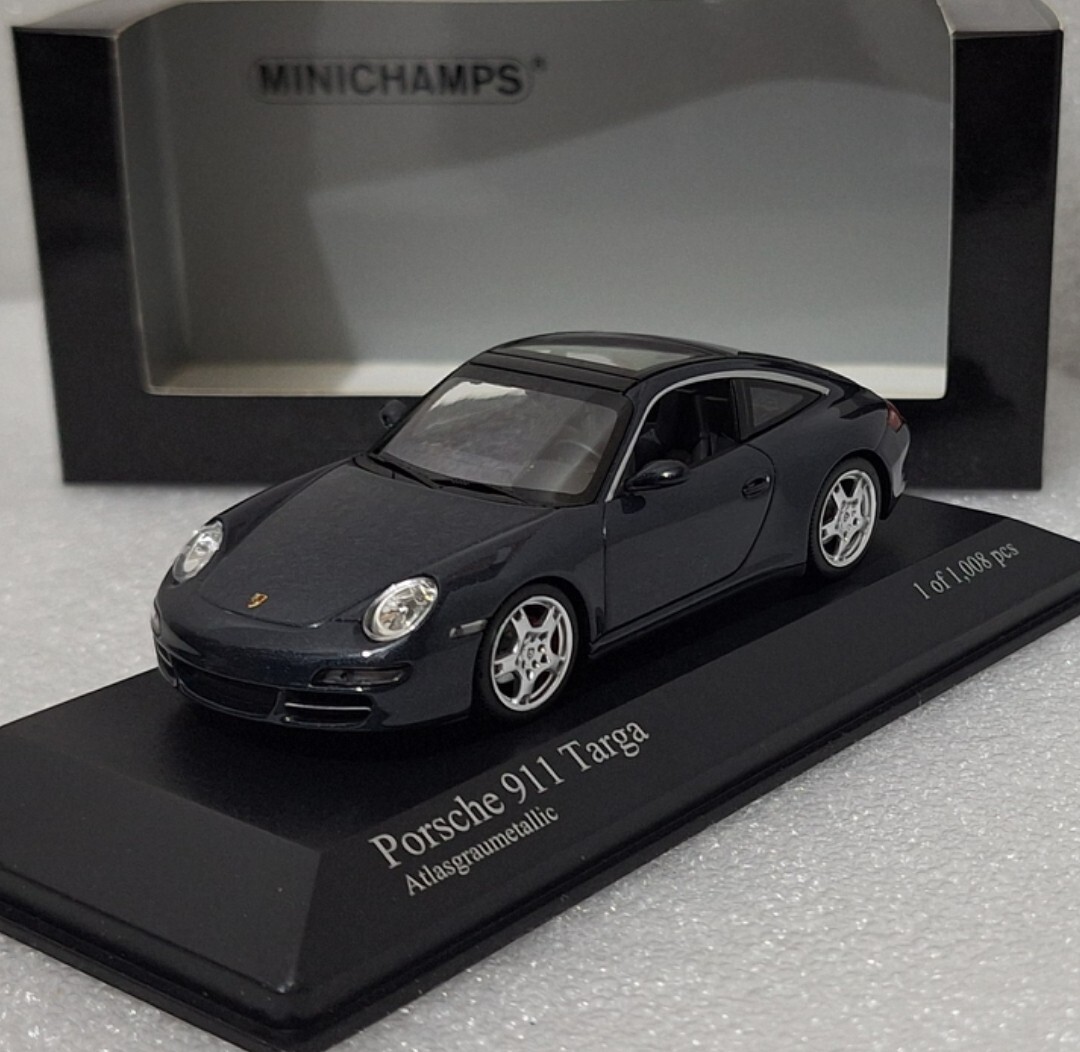 Porsche 911 (997) Targa 2006 Grey Met 1:43 Minichamps Porsche 911 (997) Targa 2006 Grey Met 1:43 Minichamps