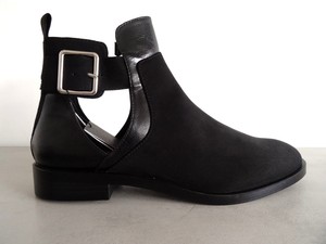 cut out ankle boots zara
