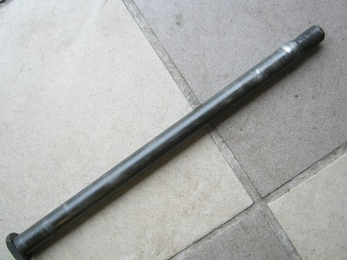 Hinterachse für YZF 600 R 4TV