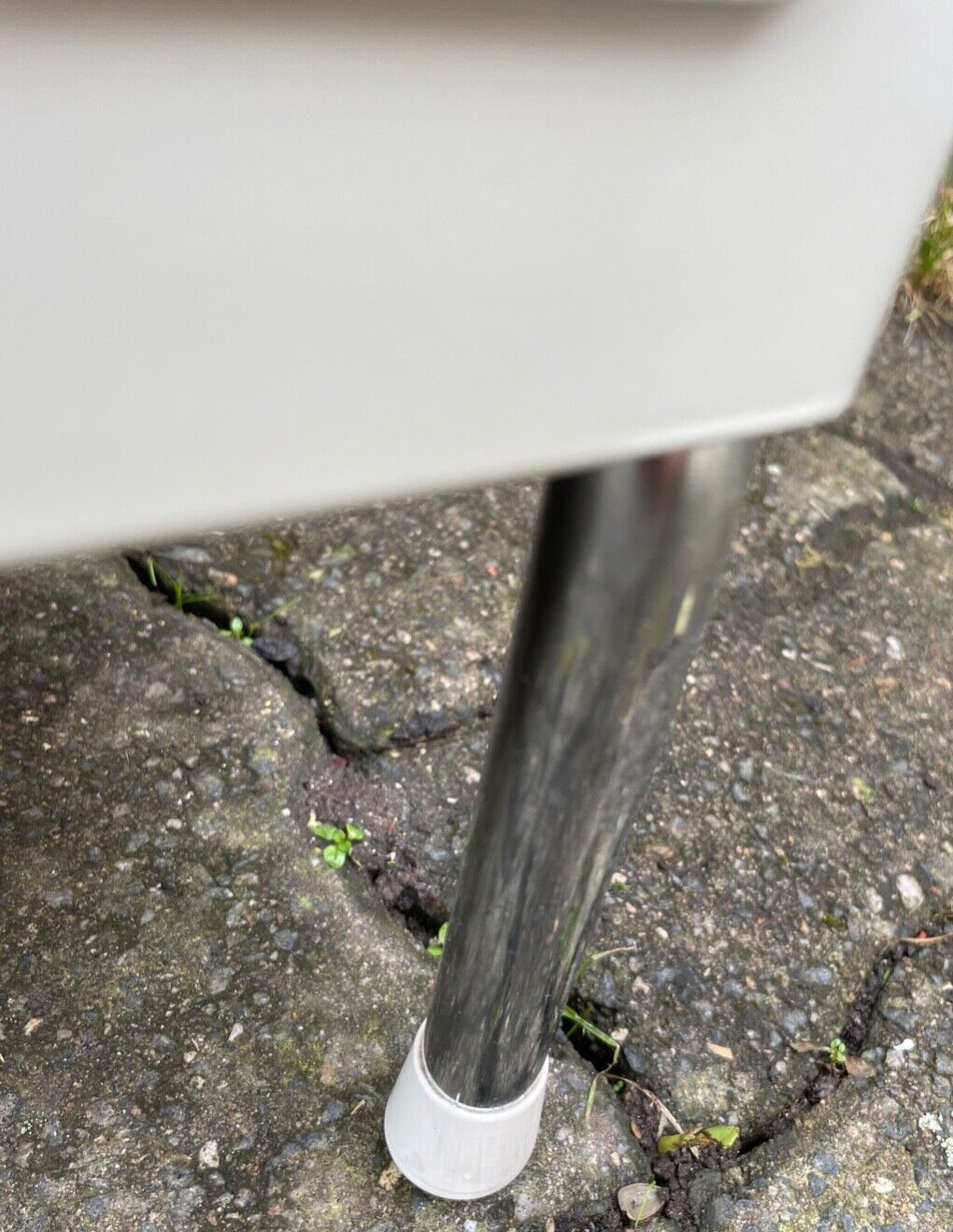 BEDSIDE TABLE METAL WHITE SWISS ARMY HOSPITAL WITH OR WITHOUT LIGHTING