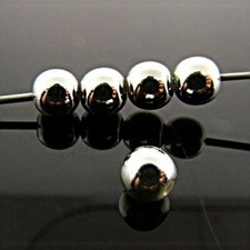 50 VINTAGE SILVER ACRYLIC 5mm. ROUND SMOOTH BEADS 824