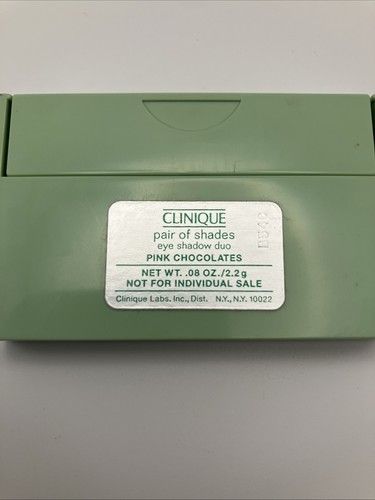 Clinique Pair of Shades Eye Shadow Duo .08 Pz/2.2g Pink Chocolates New No Brush - Picture 4 of 4