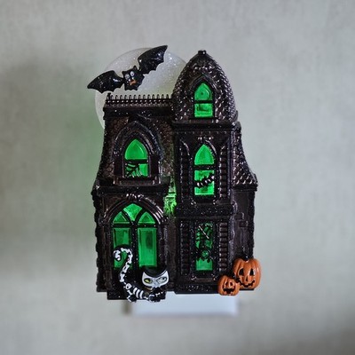 Bath & Body Works Wallflower Plug In Haunted House Halloween Cat Night Light