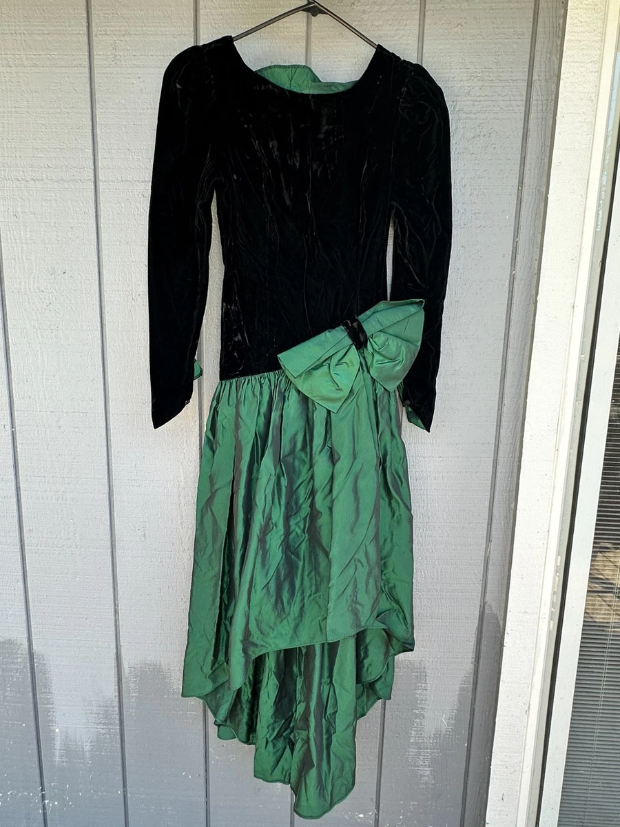 ebay green velvet dress Luxurious Green Velvet Dress Stunning Formal Evening Prom Gown Gift for Her