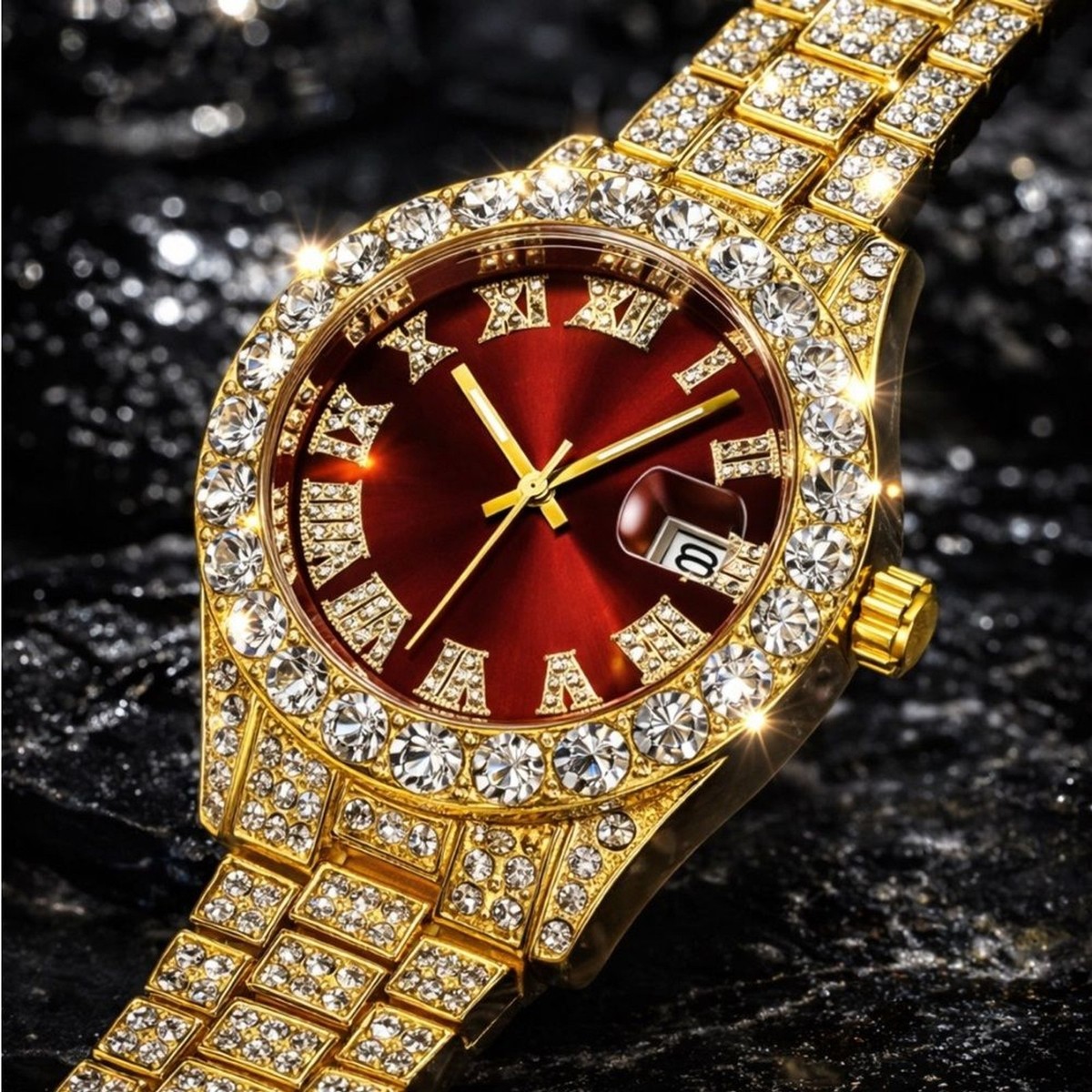 Iced out Watch AAAAAジルコニア　腕時計 Iced Out Gold Bustdown Watch Red Dial Simulated Diamond Big Face