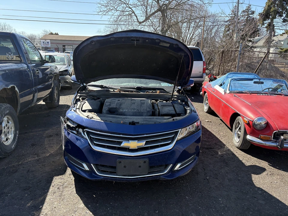 Used Fuel Pump fits: 2014 Chevrolet Impala pump assembly w/o flex fuel Californi Foto 2 de 4