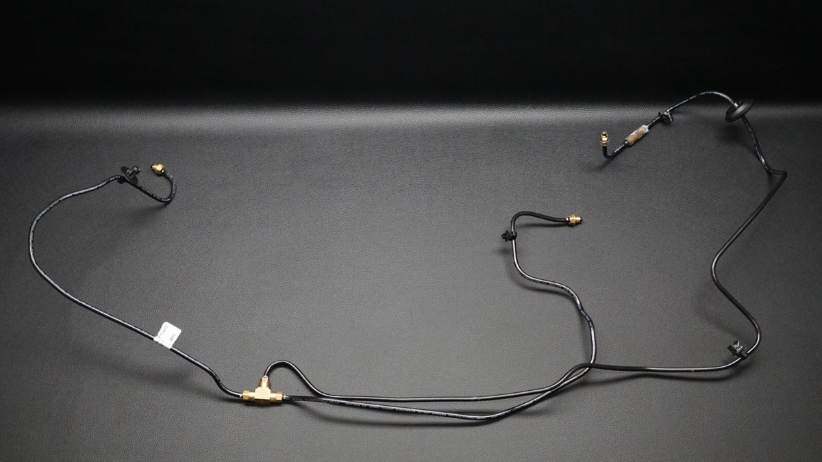 GENUINE OEM 2019 VOLVO XC60 AIR SUSPENSION COMPRESSOR LINES